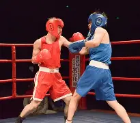 雷竞技-关于拳击友谊赛掀起高潮，漠南白虎队强势反弹陇右天狼队，高压逼抢奏功——关键战拿下信心的信息