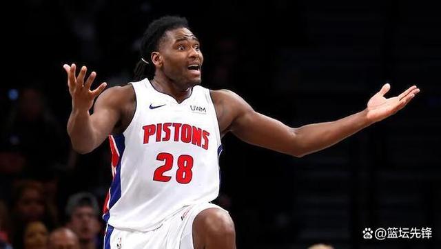 雷电竞- 那不勒斯冲刺阶段官宣签约,志在德甲名次提升,信心回归,球队文化再被提及