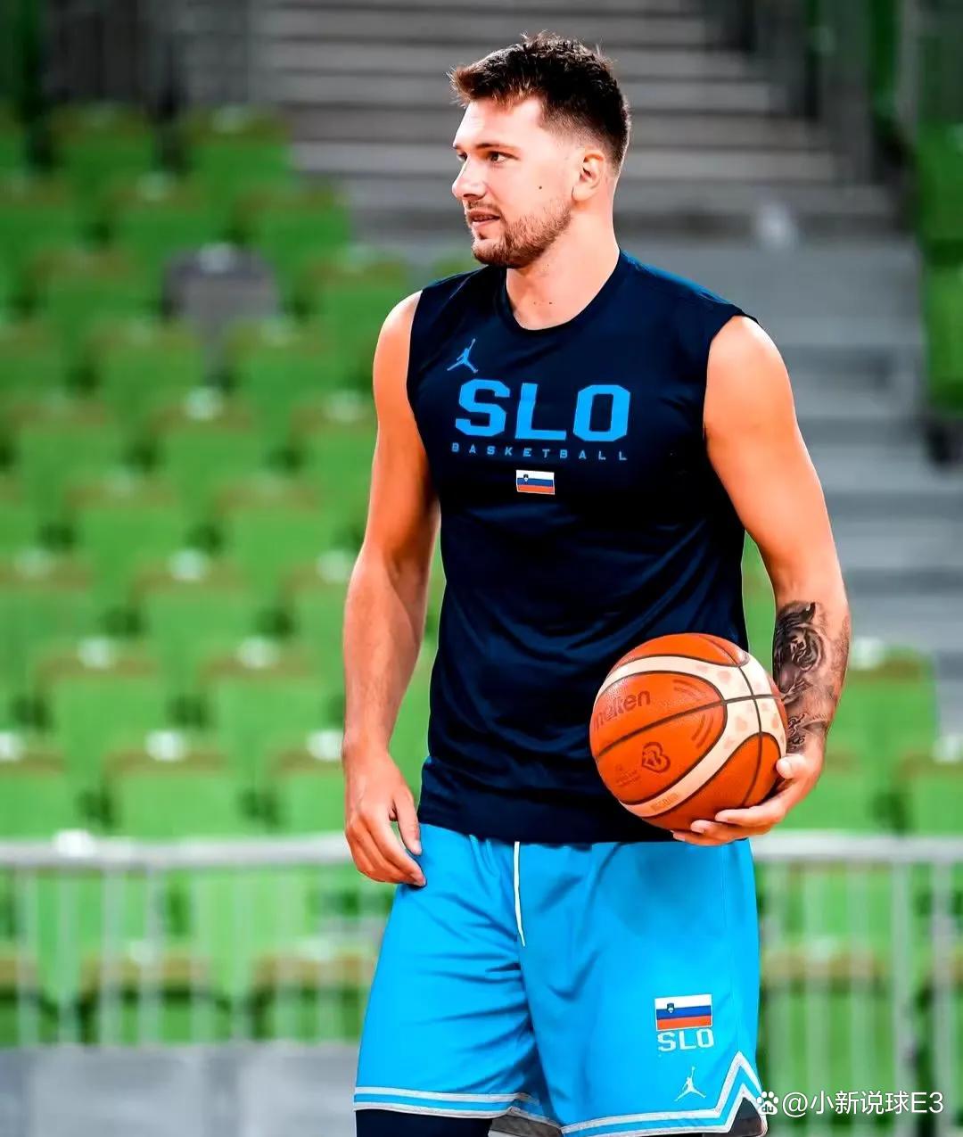 RayBet-包含东契奇回归赛场，精彩发挥首场状态亮眼，SKT观众沸腾！的词条