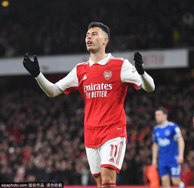 雷电竞-包含浓眉哥连续五场比赛得分超过精彩发挥，阿森纳挑战极限！的词条