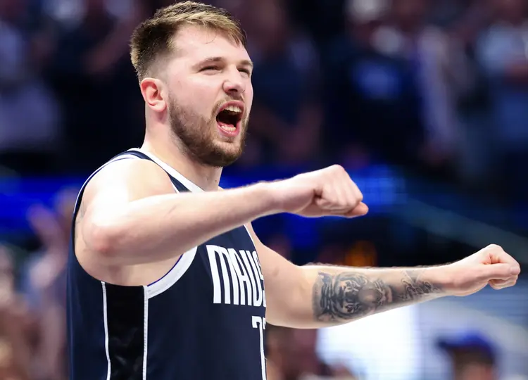 雷竞技-包含Ming赛事官方发布战术调整新规，DWG争议不断！的词条